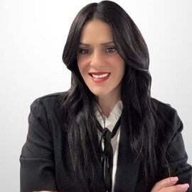 Dawn Loria-Tiene headshot Dawn Loria-Tiene headshot